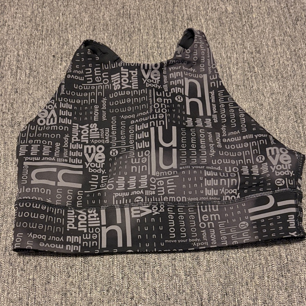 Lululemon high neck strapping Black and Gray Sports Bra - size 10